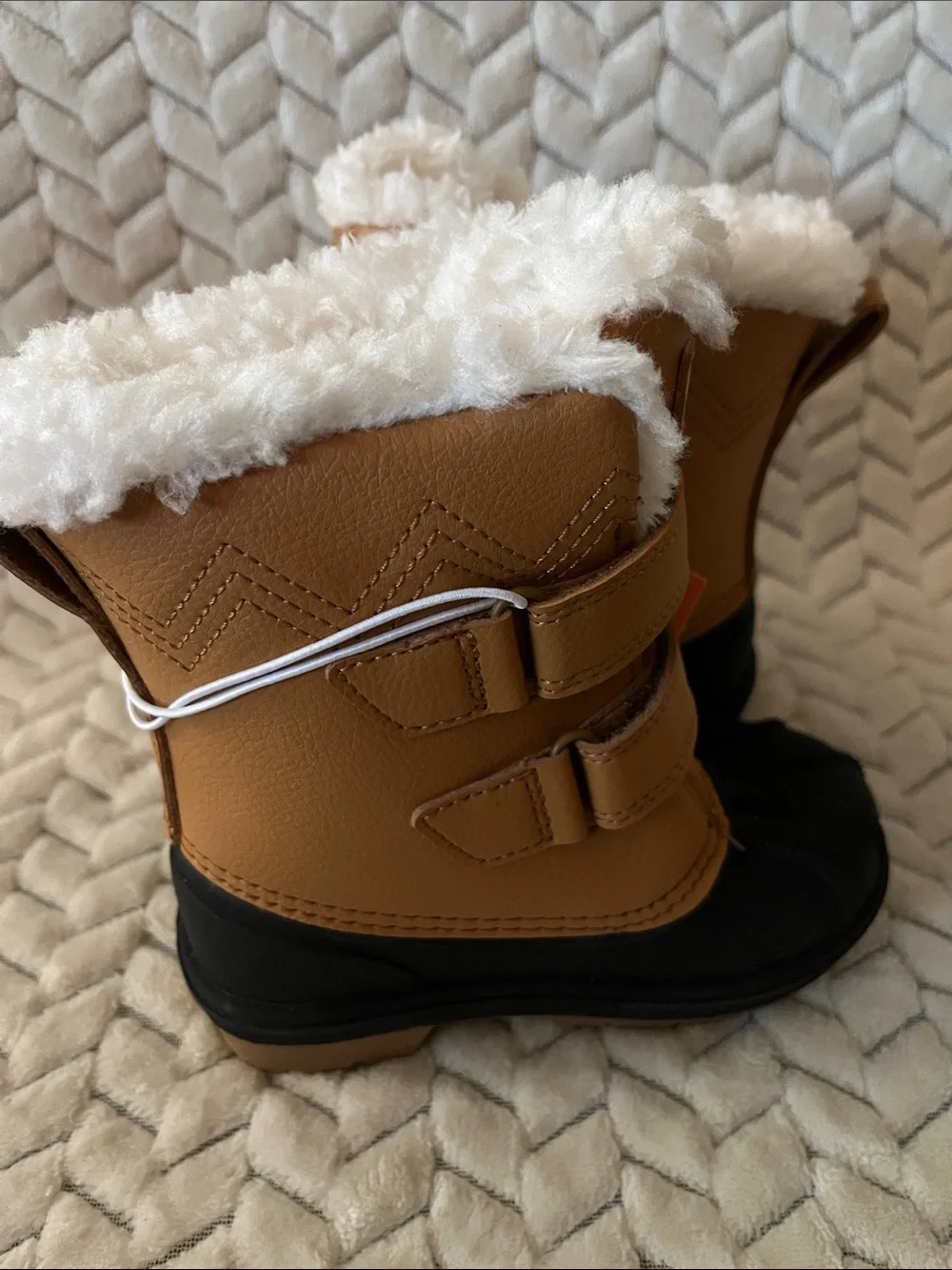 Cat & Jack Tan and Black Kids Rain & Snow Boots with White Faux Fur